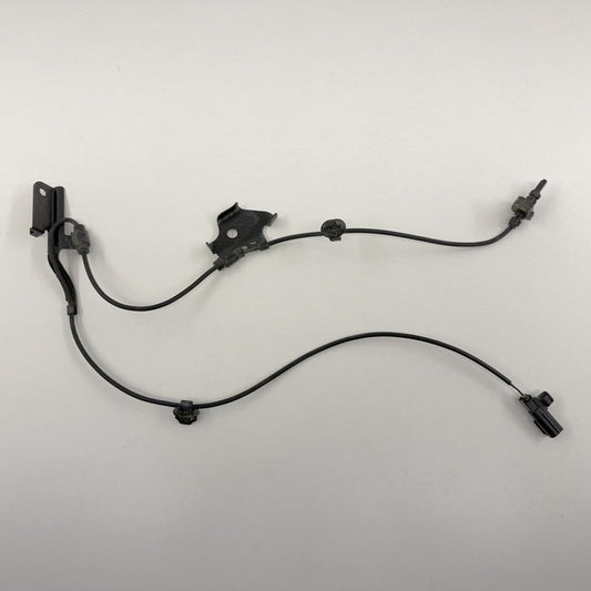 89542-12080 / 89542 12080 / 8954212080 12-17 Toyota Prius V Right Front ABS Wheel Speed Sensor 89542-12080 OEM