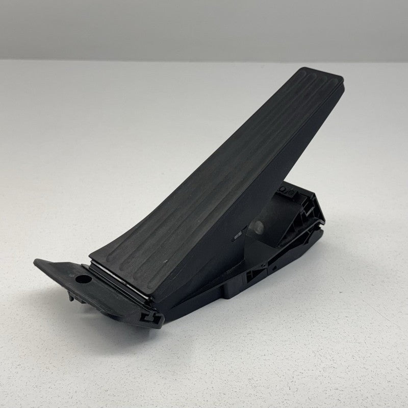 35426860784 12-16 BMW M5 F10 Gas Pedal Throttle Accelerator 6860784 OEM