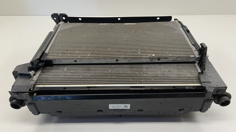 8452 0772 / 84520772 22-26 CADILLAC CT5 V BLACKWING RADIATOR CONDENSER FAN ASSEMBLY OEM