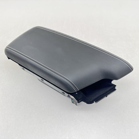 84651454 22-24 CADILLAC CT4 V BLACKWING CENTER CONSOLE ARMREST ARM REST STORAGE TRAY OEM