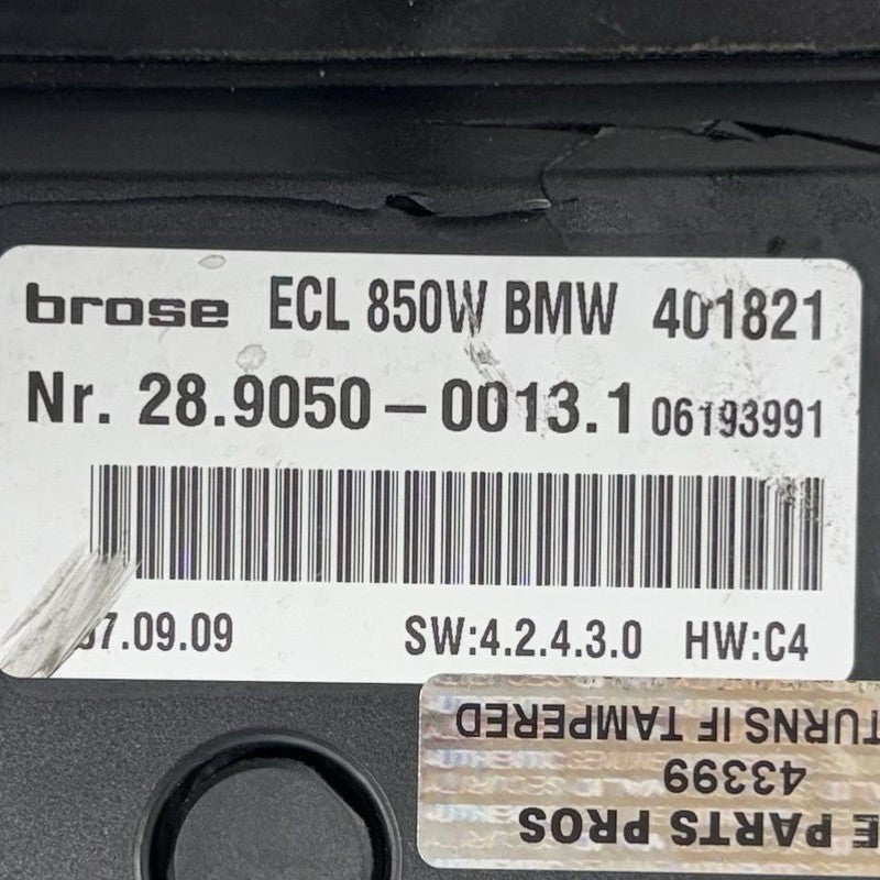 2 282 943 / 2282943 06-10 BMW M5 M6 E60 E63 E64 S85 Cooling Radiator Fan With Shroud Assembly OEM