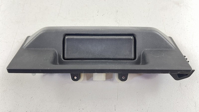 2218702410 / A2218702410 / A 221 870 24 10 2410 10-16 PORSCHE PANAMERA REAR TAILGATE RELEASE HANDLE 97061342301 OEM