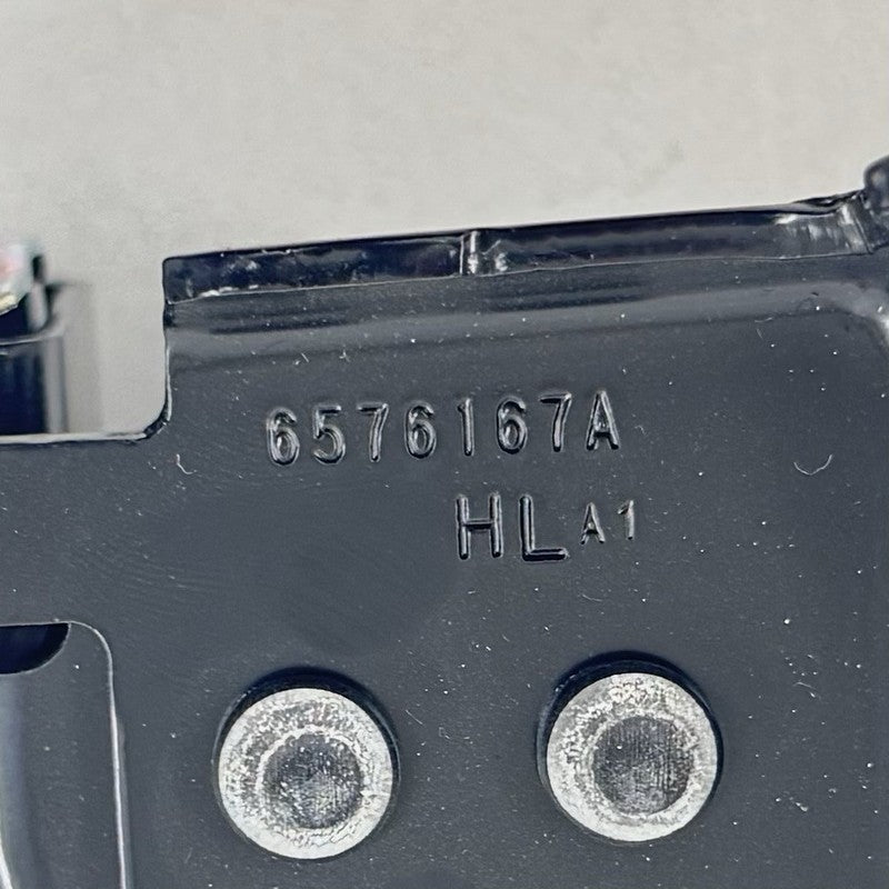 626560600A 23-25 TOYOTA PRIUS DRIVER LEFT REAR SEATBELT SEAT BELT RETRACTOR BLACK OEM