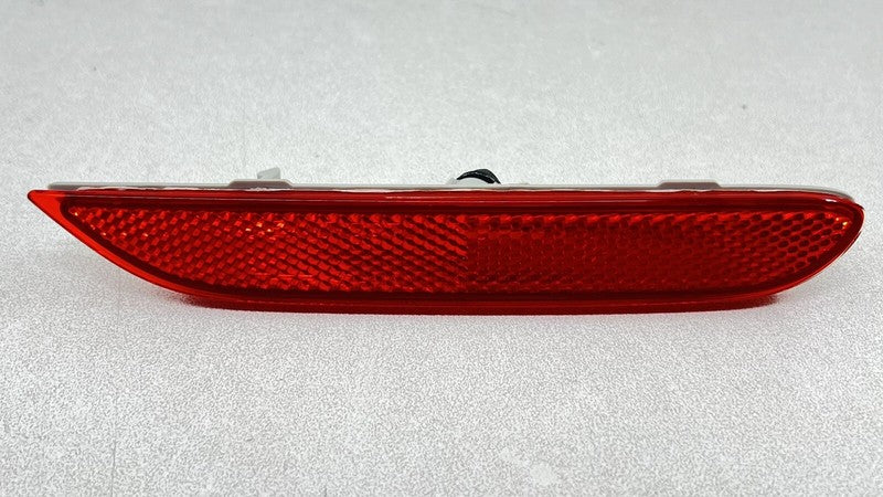 250-18165 / 250 18165 / 25018165 24-25 NISSAN Z NISMO RIGHT REAR BUMPER REFLECTOR SIDE MARKER 250-18165 OEM