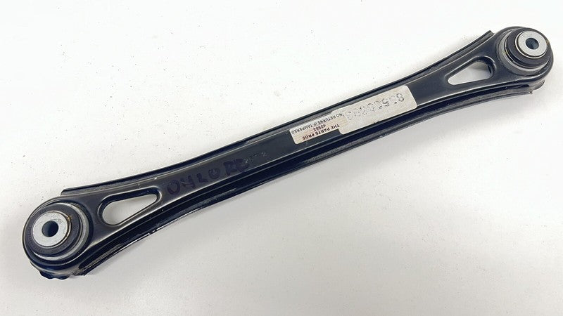 85550693 22-24 CADILLAC CT4 V BLACKWING RIGHT REAR SUSPENSION CONTROL ARM SET OEM