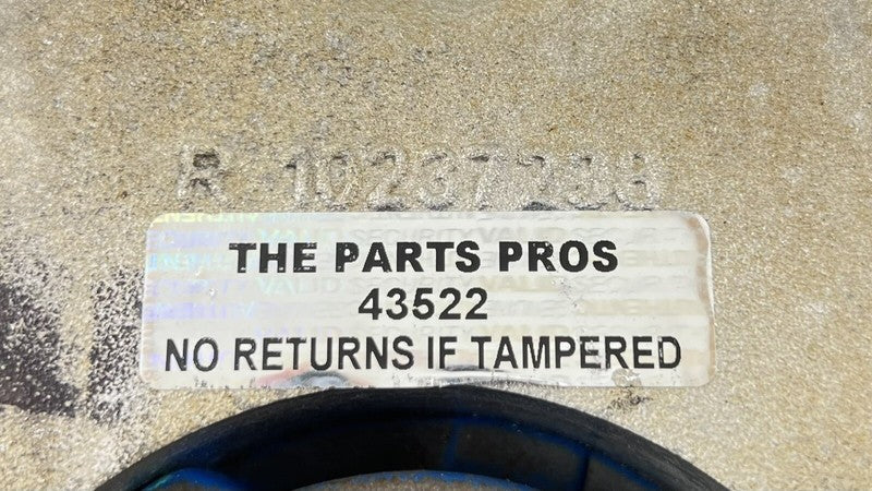 10326694 01-04 CORVETTE C5 Z06 RIGHT FRONT SPINDLE KNUCKLE HUB WITH CONTROL ARM SET OEM