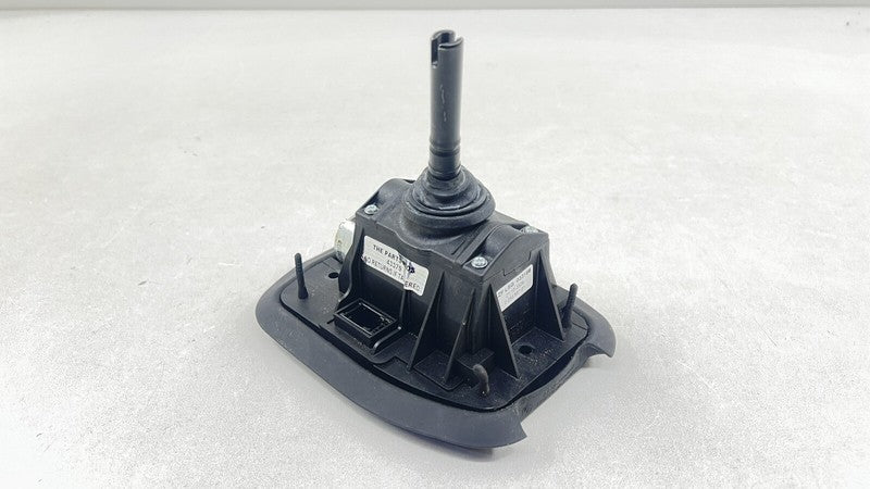 2 283 851 / 2283851 06-10 BMW M6 E63 E64 AUTOMATIC GEAR SHIFT SELECT LEVER BOX ASSEMBLY 2283851 OEM