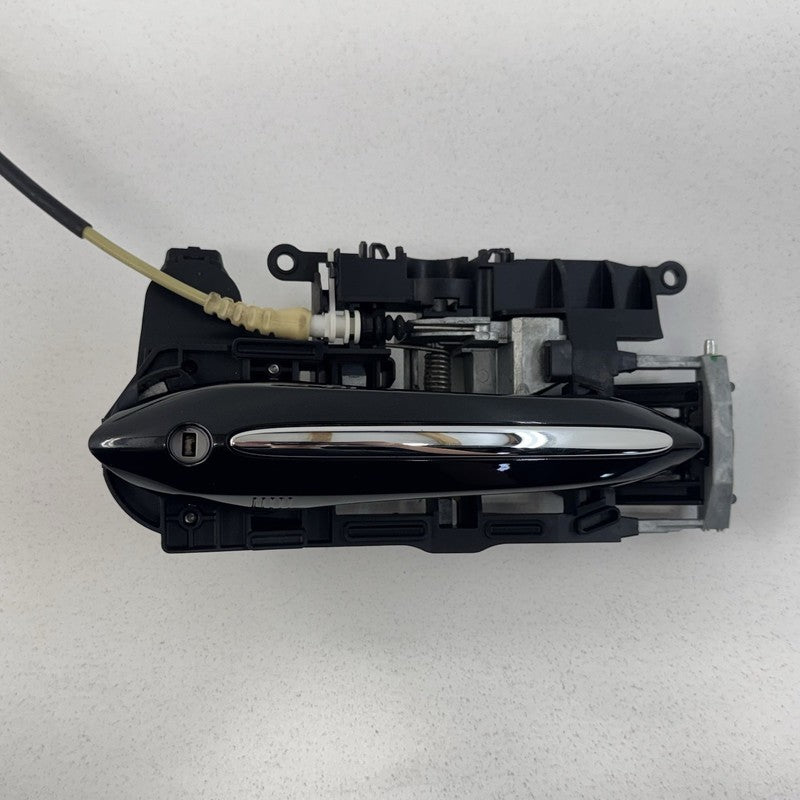 X1720754110 12-16 BMW M5 F10 Driver Left Front Exterior Door Handle Black OEM