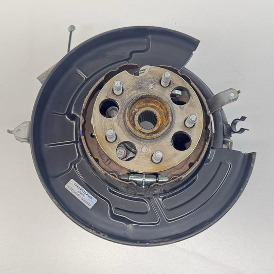 08-13 Toyota Highlander AWD Left Rear Spindle Knuckle Hub Bearing 38K Miles OEM