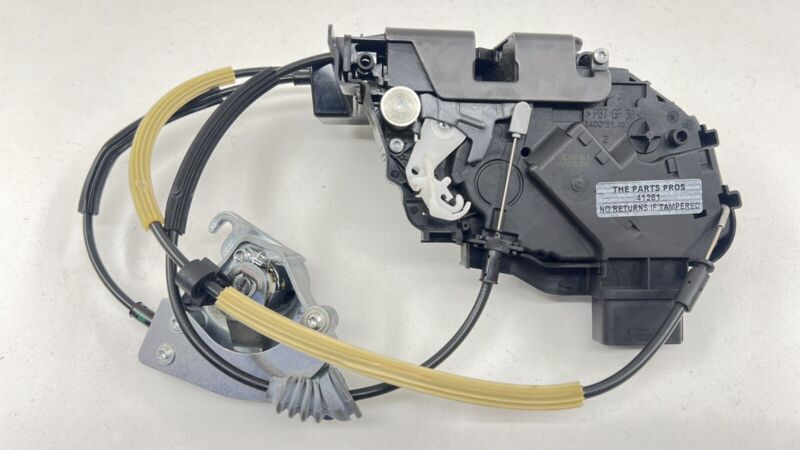 2400151.03 / 2400151 03 / 240015103 07-17 ASTON MARTIN VANTAGE PASSENGER RIGHT DOOR LATCH LOCK ACTUATOR OEM