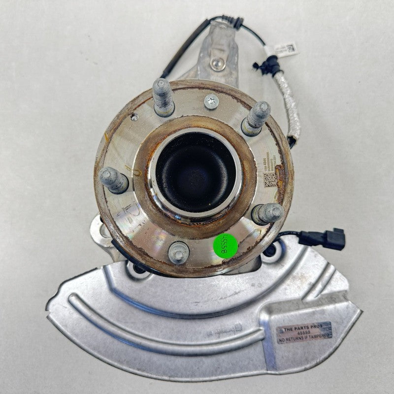 8551 6632 / 85516632 22-24 CADILLAC CT5 V BLACKWING RIGHT FRONT SPINDLE KNUCKLE HUB BEARING OEM