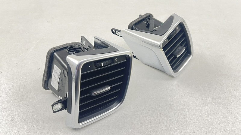 970.552.142.03 / 970 552 142 03 / 97055214203 10-16 PORSCHE PANAMERA FRONT LEFT AND RIGHT DASH AIR VENT GRILL TRIM SET O