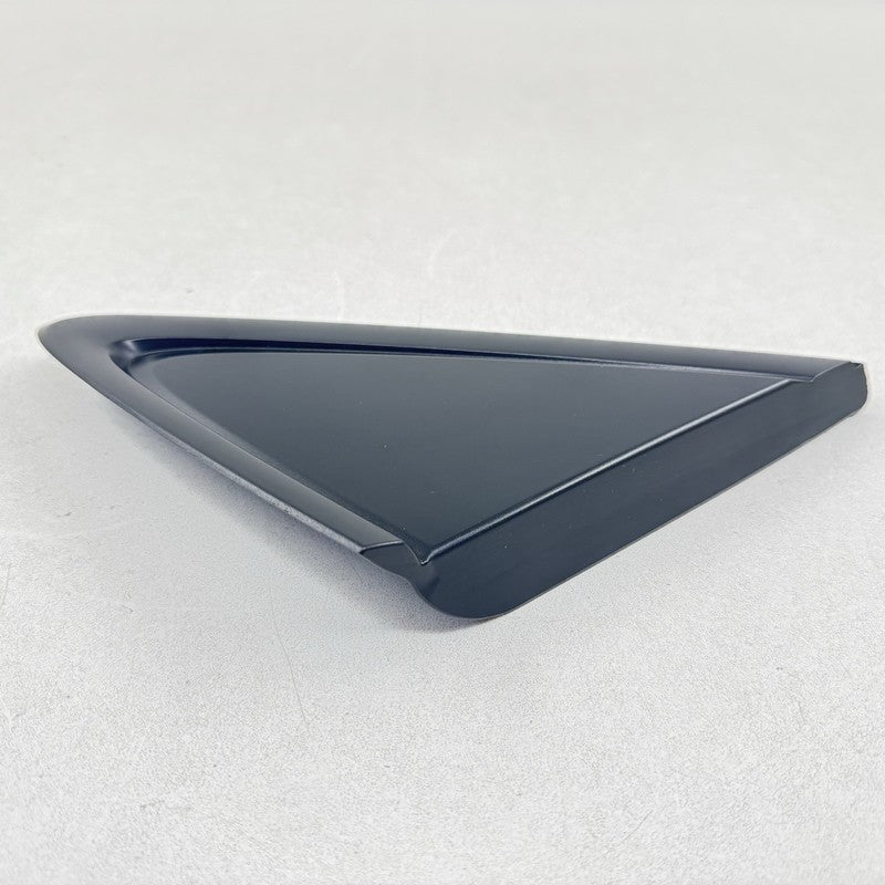 62505-47030 / 62505 47030 / 6250547030 23-25 TOYOTA PRIUS RIGHT REAR QUARTER PANEL WINDOW TRIM APPLIQUE 62505-47030 OEM