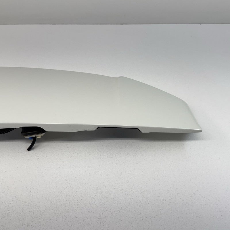 82819-48280 / 82819 48280 / 8281948280 08-13 Toyota Highlander Rear Tailgate Spoiler Wing W/ Third Brake Light OEM