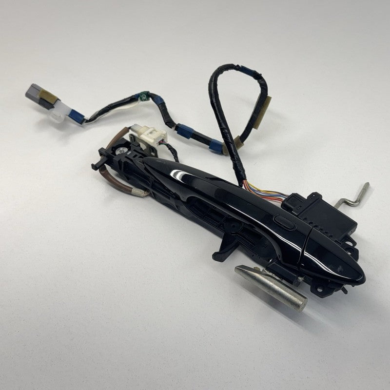 89991-30040 / 89991 30040 / 8999130040 06-13 Lexus IS250 IS350 IS F Right Front Exterior Door Handle 89991-30040 OEM