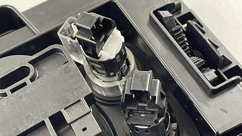 970.553.211.10 / 970 553 211 10 / 97055321110 10-16 PORSCHE PANAMERA REAR CONSOLE CUP HOLDER STORAGE COMPARTMENT TRIM OE