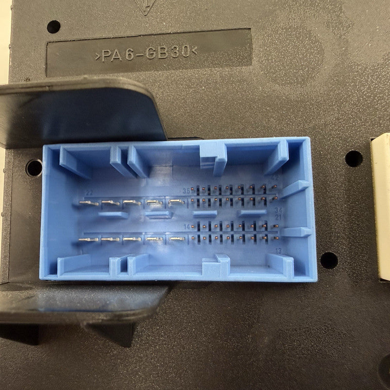 99761010511 / 997 610 105 11 06-08 Porsche 911 997 Boxster Cayman 987 Headlight Head Light Lamp Module OEM