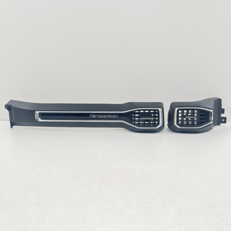 PR3B-C04634-CF / PR3B C04634 CF / PR3BC04634CF 24-25 Ford Mustang Front Left & Right Dashboard Trim Panel W/ Air Vent Pa