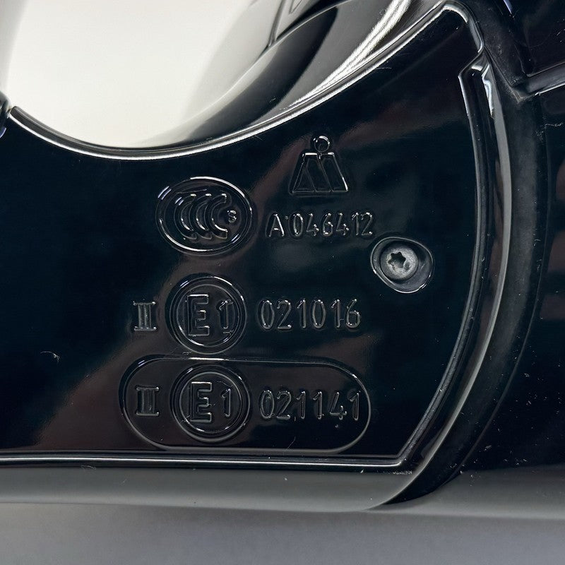 F0153402 12-16 BMW M5 F10 Passenger Right Front Door Mirror Side View With Camera OEM