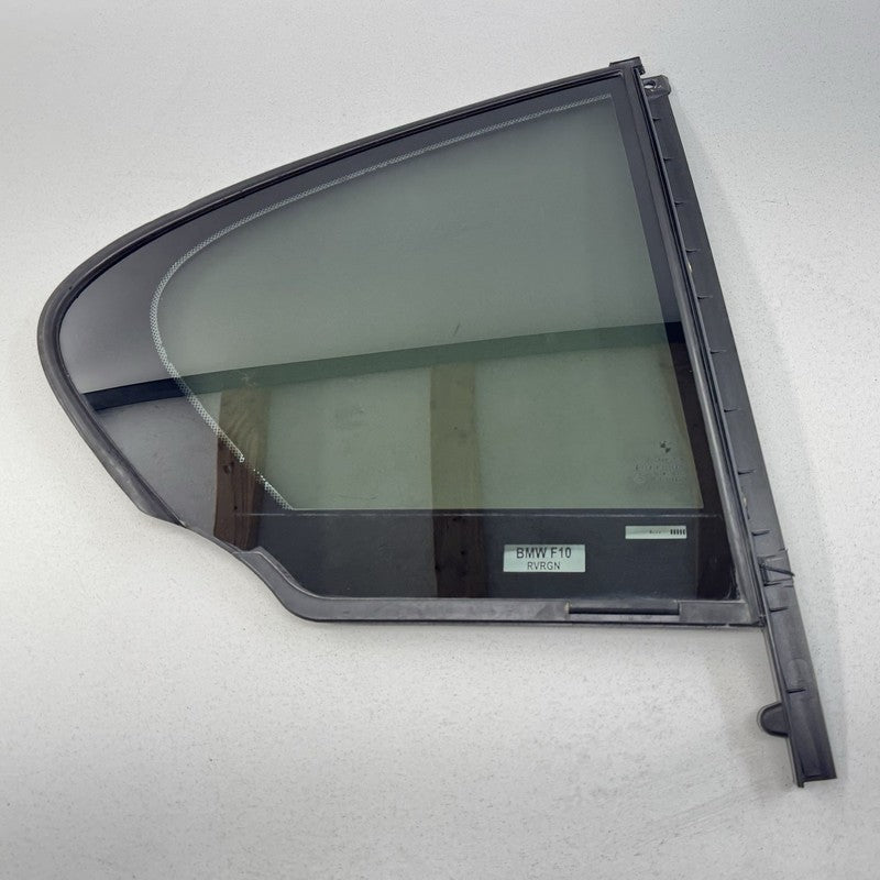 51357311246 11-16 BMW M5 528 535 550 F10 Passenger Right Rear Quarter Panel Window Glass OEM