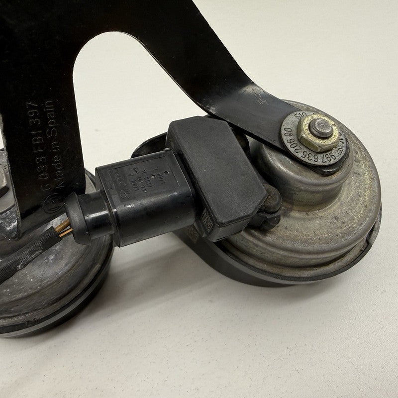 997 635 216 01 / 99763521601 05-12 Porsche 911 997 Boxster Cayman 987 Horn Siren Alarm Signal Pair OEM