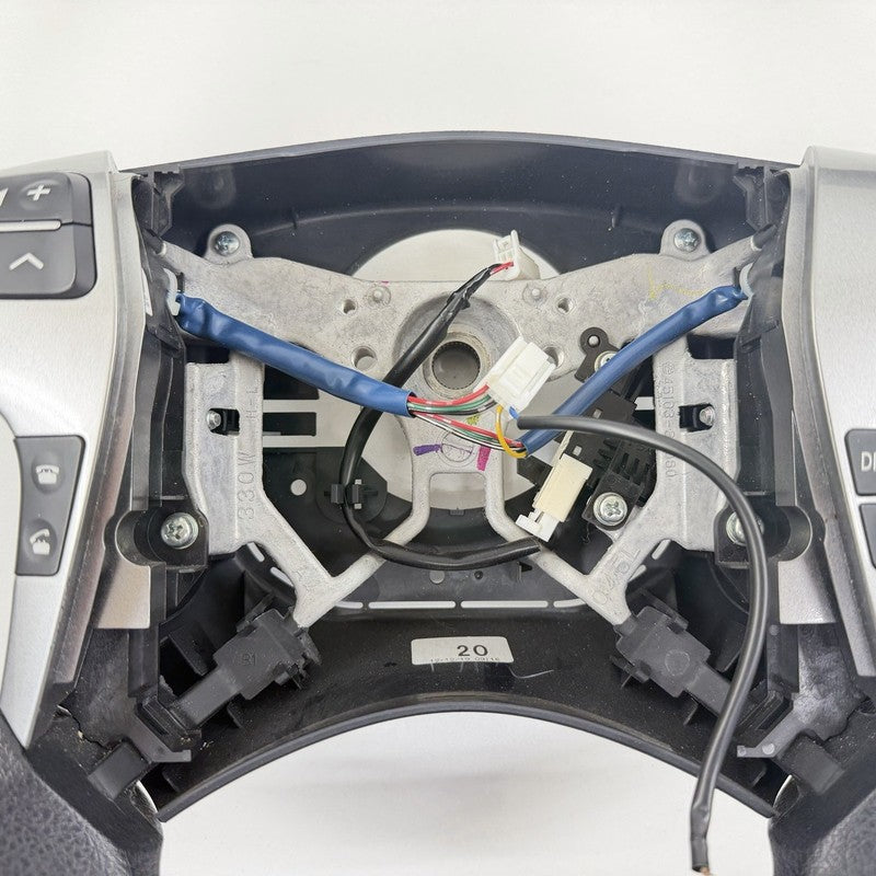 45103-33060 / 45103 33060 / 4510333060 08-13 Toyota Highlander Driver Steering Wheel Black Leather 45103-33060 OEM