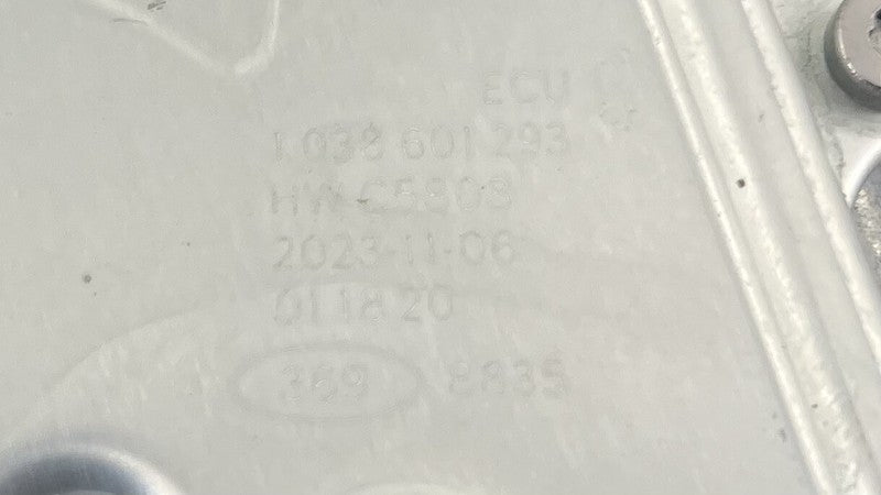 0399301091 23-24 NISSAN Z RADIATOR FAN COOLING MOTOR WITH FAN BLADE PAIR OEM