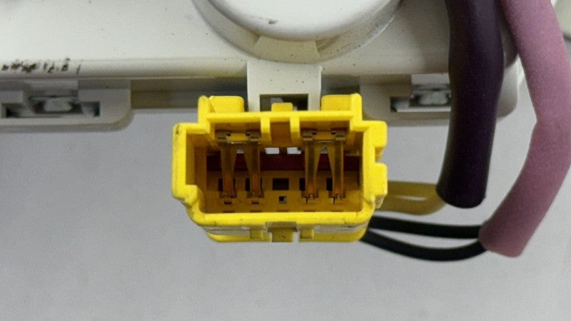 34055366 11-18 AUDI A8 S8 PASSENGER RIGHT FRONT SEATBELT SEAT BELT RETRACTOR OEM