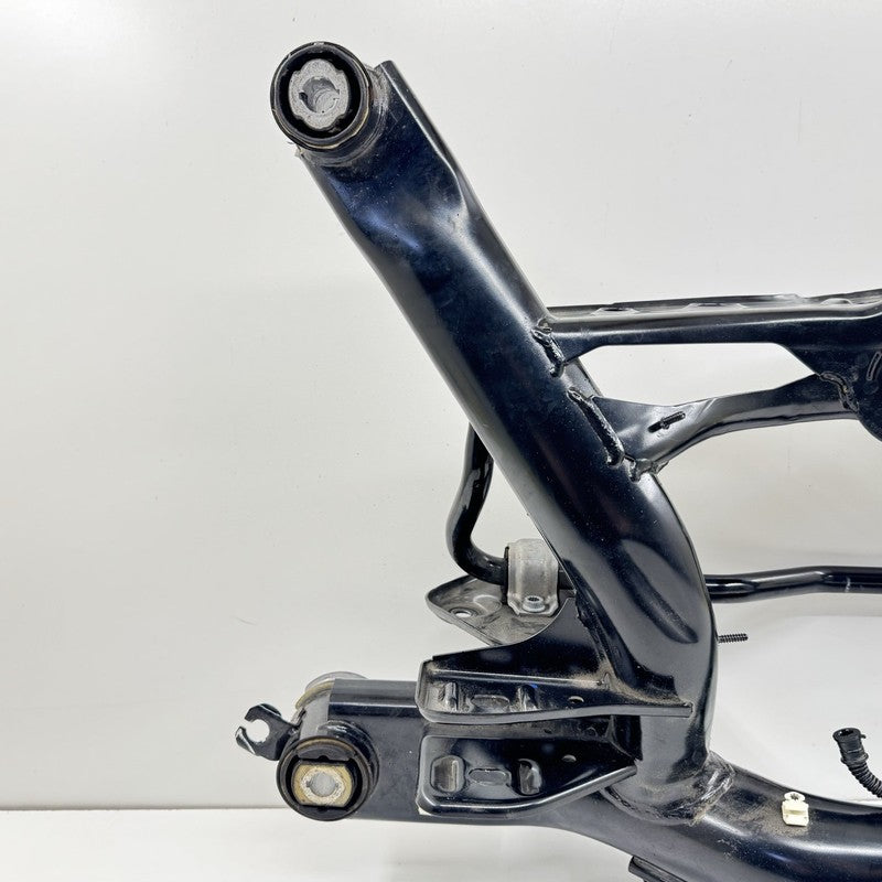 5WA-511-305 / 5WA 511 305 / 5WA511305 22-25 VOLKSWAGEN GOLF R MK8 REAR SUBFRAME CROSSMEMBER CRADLE WITH SWAY BAR OEM