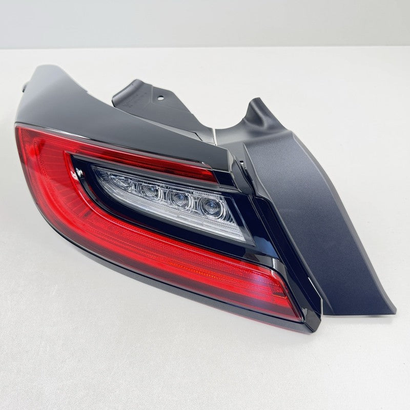 84201-CC031 / 84201 CC031 / 84201CC031 22-25 TOYOTA GR86 DRIVER LEFT REAR TAILLIGHT TAIL LIGHT LAMP 84201CC031 OEM