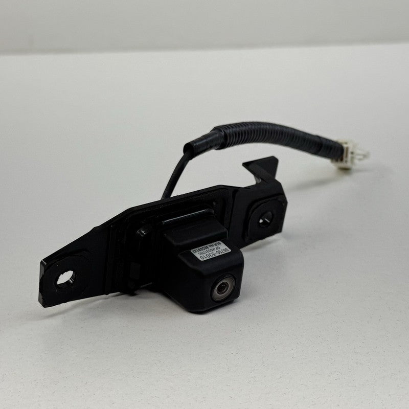 86790-53010 / 86790 53010 / 8679053010 06-13 Lexus IS250 IS350 IS F Rear View Reverse Backup Camera 86790-53010 OEM