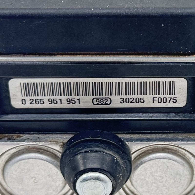 22807507 12-15 Chevrolet Camaro ZL1 Anti Brake Lock Pump Module ABS Pump 22807507 OEM