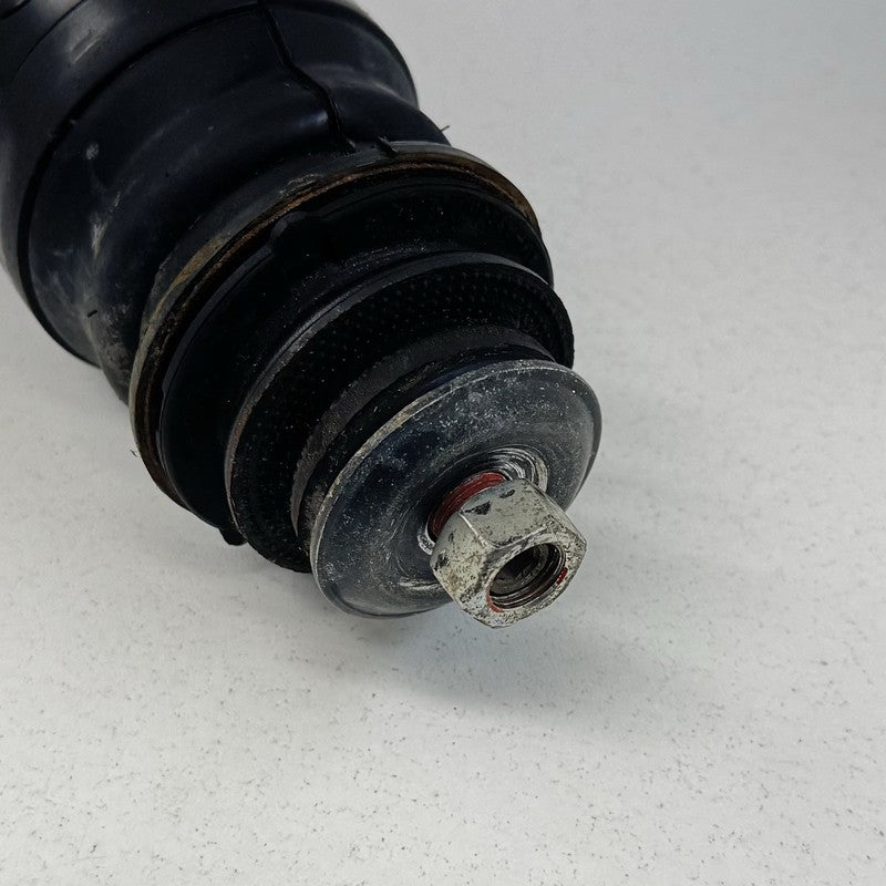 48530-47213 / 48530 47213 / 4853047213 12-17 Toyota Prius V Left & Right Rear Shock Absorber Strut 48530-47213 OEM