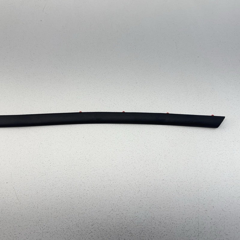 16-24 Chevrolet Camaro Side skirt Weather Strip Seal Left Or Right 840