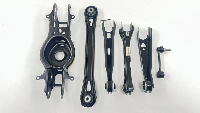 84826362 22-24 CADILLAC CT4 V BLACKWING RIGHT REAR SUSPENSION CONTROL ARM SET OEM