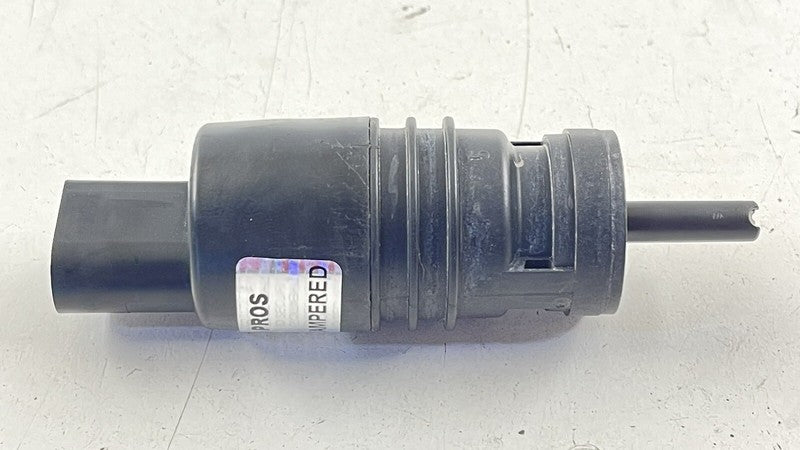 3020175 10-16 PORSCHE PANAMERA WINDSHIELD WASHER BOTTLE WATER PUMP MOTOR 3020175 OEM