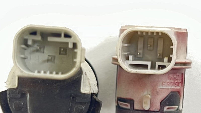 1X43-15K870-AA / 1X43 15K870 AA / 1X4315K870AA 07-17 ASTON MARTIN VANTAGE REAR BUMPER PDC PARKING PARK ASSIST SENSOR PAI