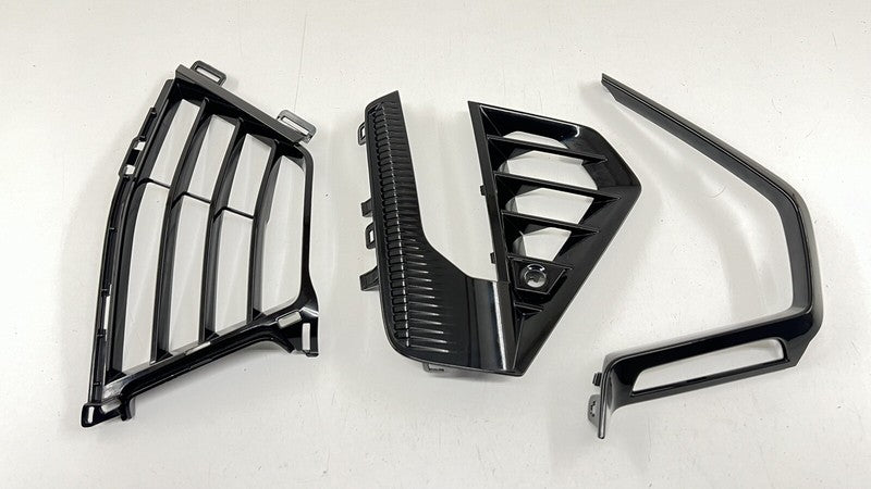84579470 22-24 CADILLAC CT4 V BLACKWING RIGHT FRONT BUMPER GRILL TRIM SET OF 3 OEM