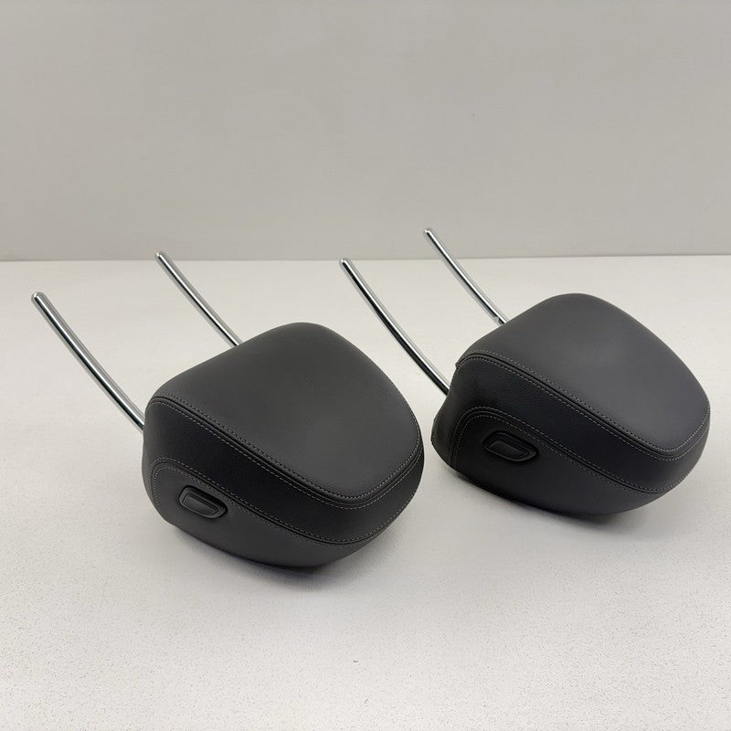 18-24 BMW G01 X3 Front Seat Headrest Head Rest Pair Left & Right Black