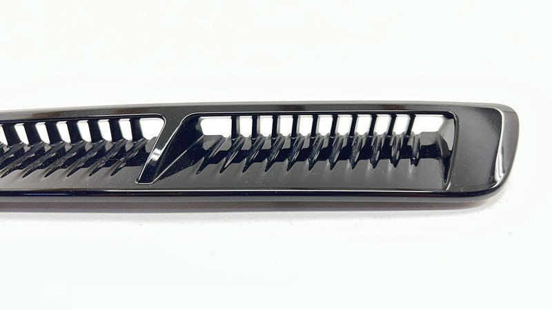 84436944 22-24 CADILLAC CT4 V BLACKWING LEFT FRONT FENDER AIR VENT GRILLE COVER TRIM OEM