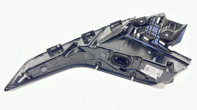 84864813 22-24 CADILLAC CT4 V BLACKWING RIGHT REAR TAILLIGHT TAIL LIGHT LAMP OEM