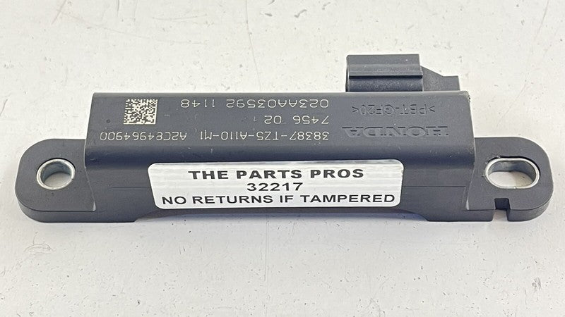 38387-TZ5-A110 / 38387 TZ5 A110 / 38387TZ5A110 HONDA SMART KEYLESS ENTRY ACCESS ANTENNA CONTROL MODULE 38387-TZ5-A11 OEM