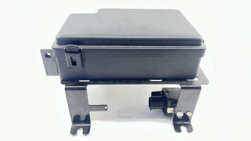 4G43-14A073-AJ / 4G43 14A073 AJ / 4G4314A073AJ 07-17 ASTON MARTIN VANTAGE REAR FUSE RELAY JUNCTION BOX 4G43-14A073-AJ OE
