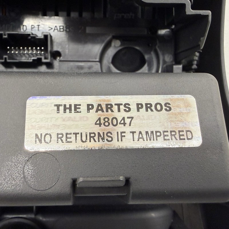 9 304 719 / 9304719 11-16 BMW M5 528 535 550 F10 Rear Console AC Vent W/ Climate Control Switch OEM