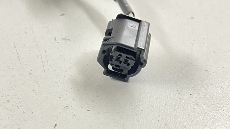 27540CC010 22-23 TOYOTA GR86 DRIVER LEFT FRONT ABS WHEEL SPEED SENSOR 27540CC010 OEM