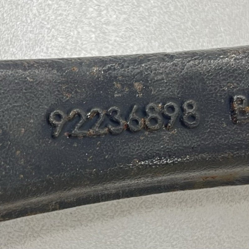 92236898 10-15 CHEVROLET CAMARO SS PASSENGER RIGHT FRONT CONTROL ARM PAIR OEM