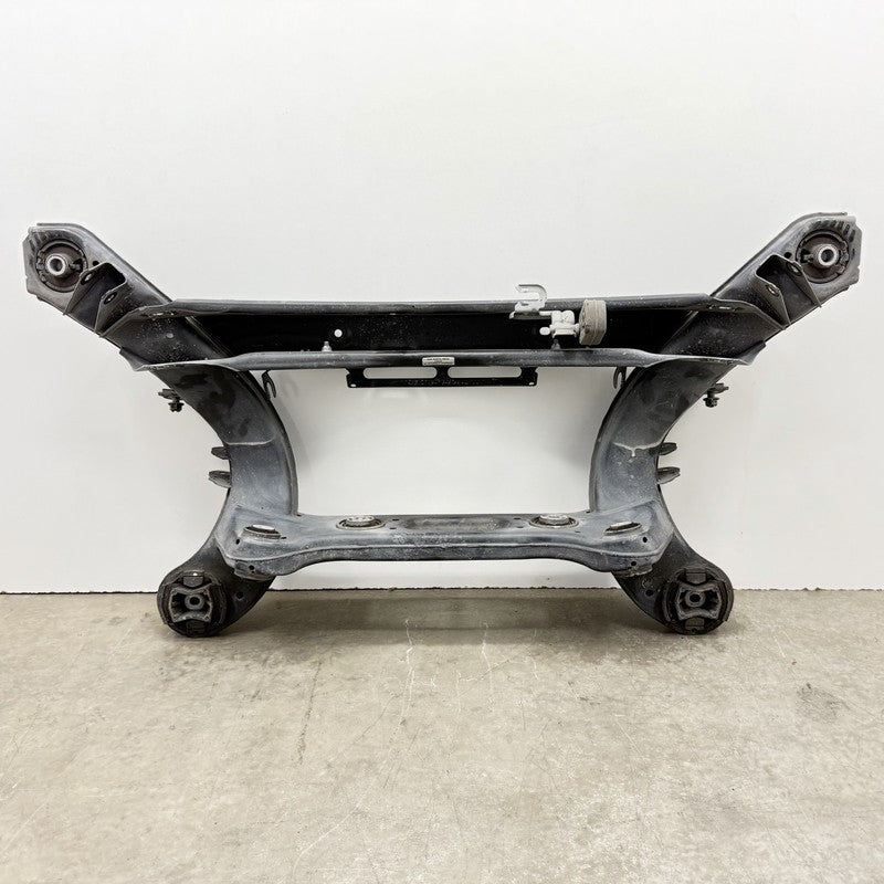 08-14 Mercedes W204 C250 Rear Subframe Crossmember Cradle 2043520106 O