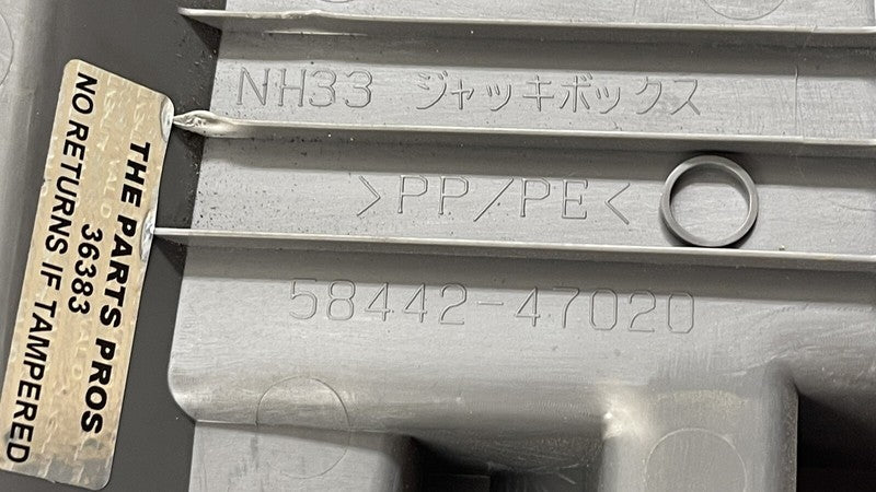 58442-47020 / 58442 47020 / 5844247020 12-15 TOYOTA PRIUS REAR TRUNK EMERGENCY SPARE TIRE SCISSOR JACK TOOL KIT OEM