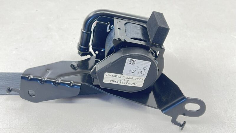 660845701A 22-25 SUBARU WRX DRIVER LEFT REAR SEATBELT SEAT BELT RETRACTOR 64660VC370 OEM