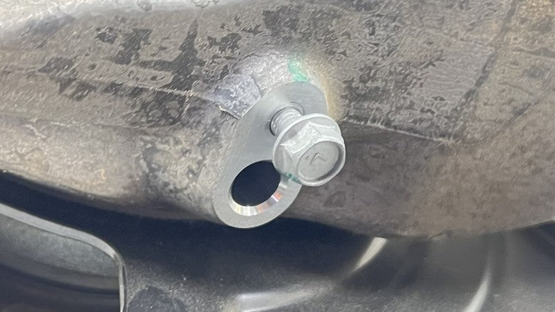 24-25 NISSAN Z NISMO PASSENGER RIGHT FRONT SPINDLE KNUCKLE HUB BEARING OEM